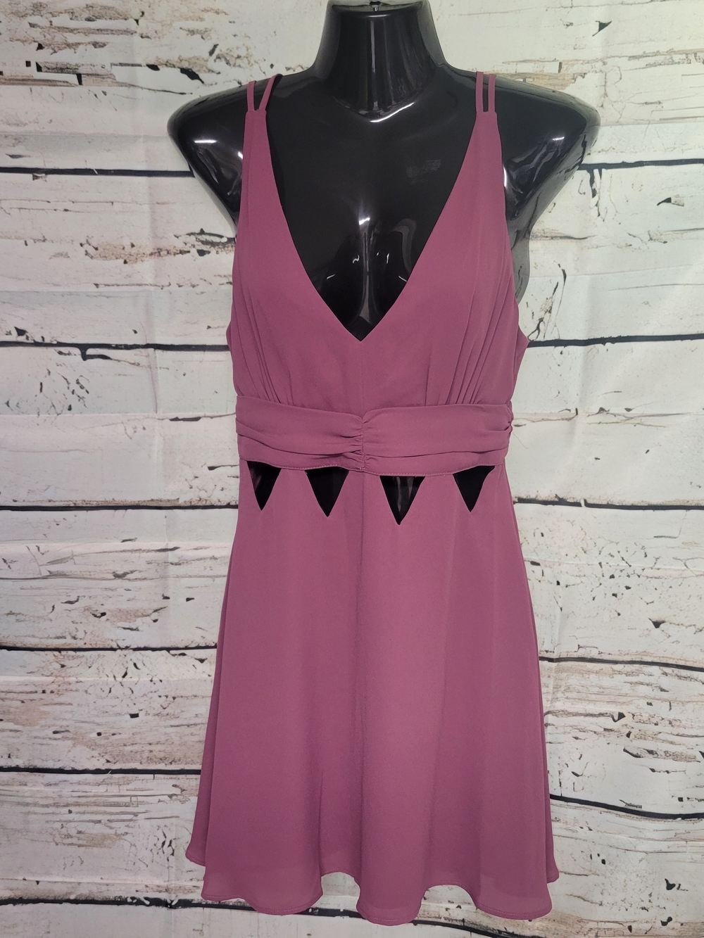 BCBGeneration Mauve Cutout Fit & Flare Mini Dress Size 0 Strappy V-Neck